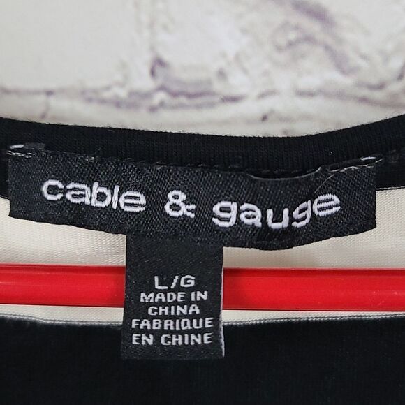 Cable & Gauge Black White Stripe Pom Pom Top Dolman Sleeve Luxe Softness Blouse - Picture 5 of 9